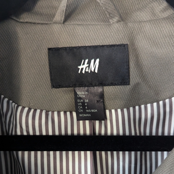 H&M Trench Coat - Picture 2 of 3